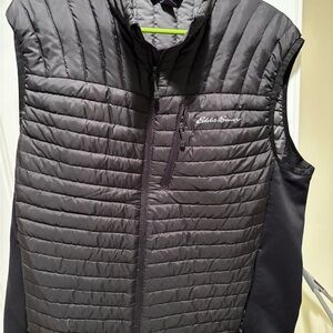 Eddie Bauer Men's Charcoal Quilted Vest